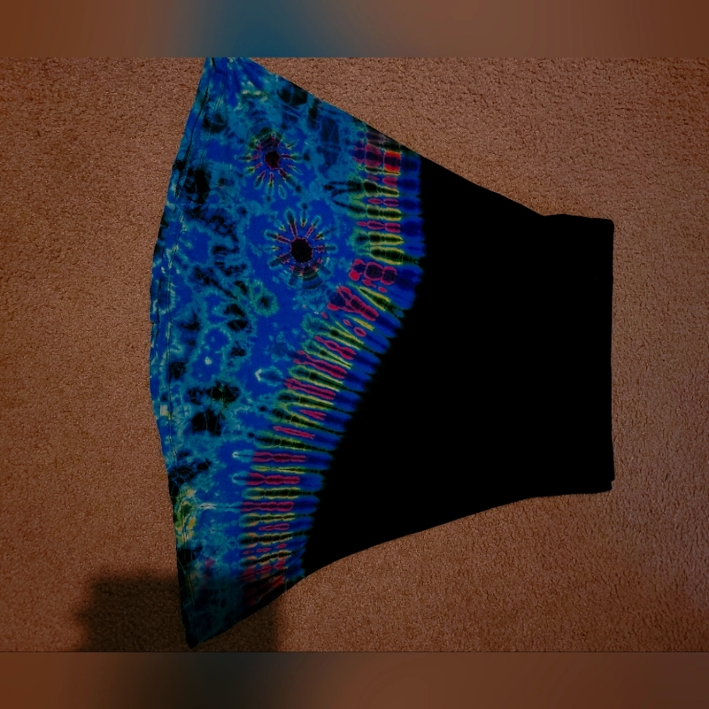 Very cute skirts ,both sizes L
